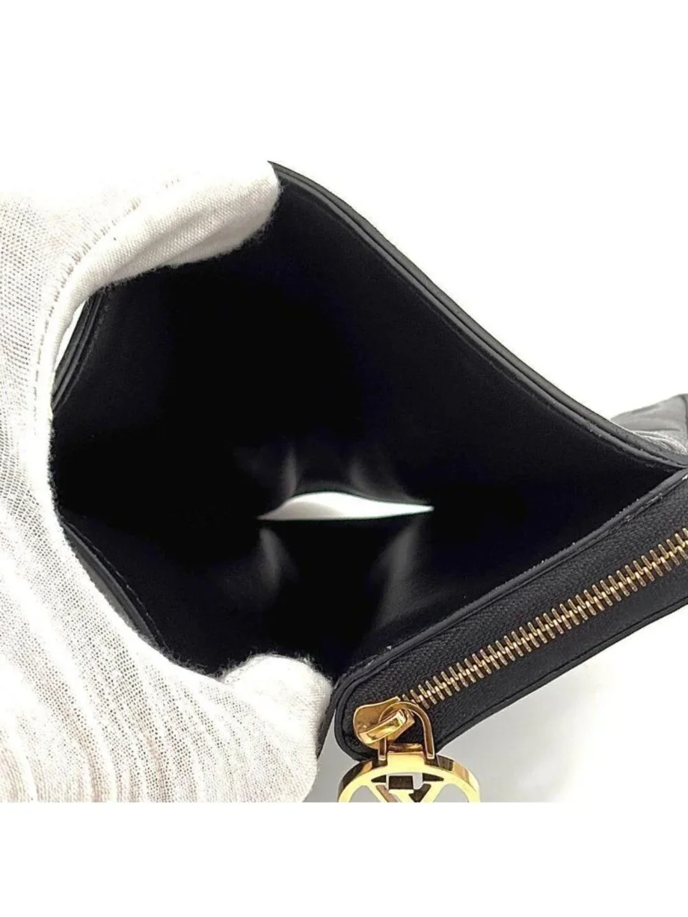 Louis Vuitton Wallet Monogram Coussin Portefeuille Lou Black